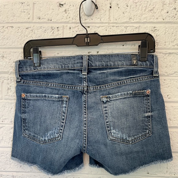 7 For All Mankind Denim Shorts Size 24 - Picture 2 of 3